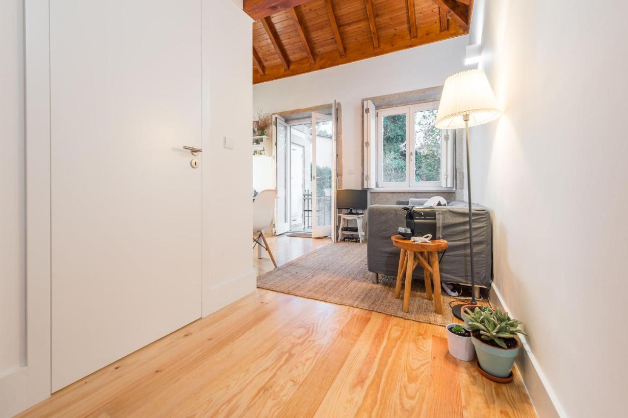 Home In Porto - Cozy 2Br Duplex By Lovelystay